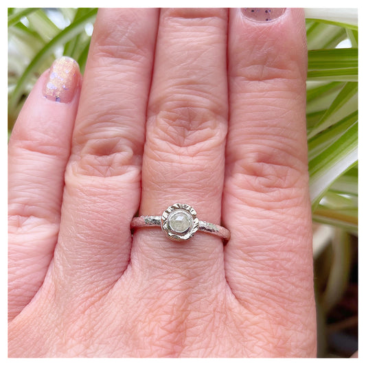 Sterling Silver and 9ct Yellow Gold Rose-Cut Diamond ring (2)