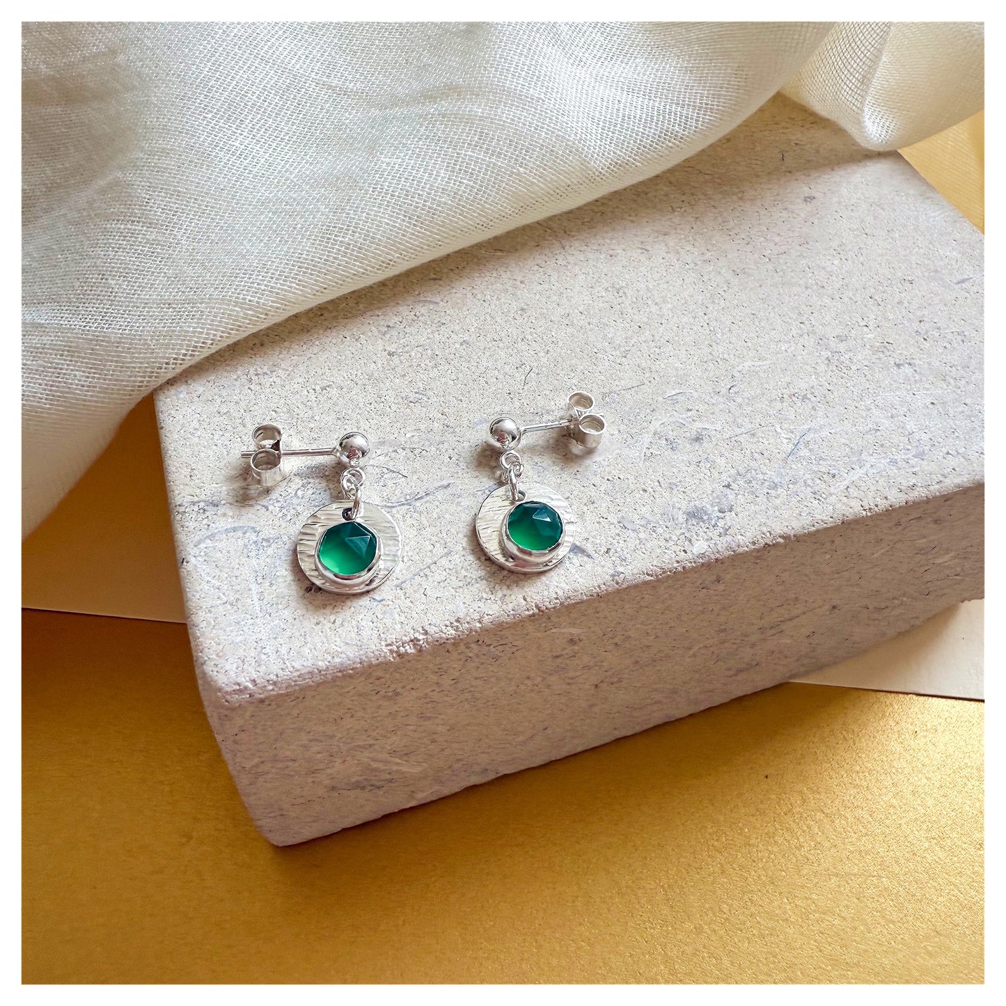 Sterling Silver Textured Green Onyx Gemstone Drop Earrings.