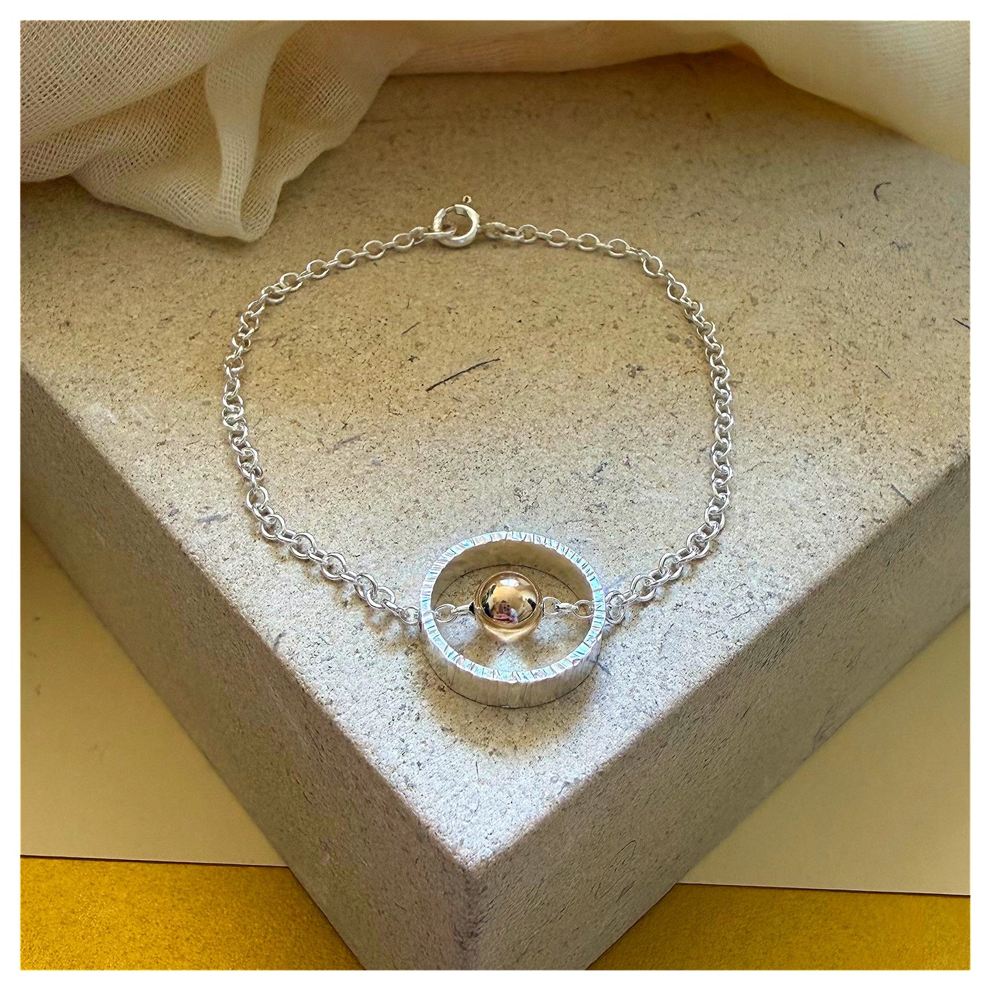 Sterling Silver and 9ct Yelllow Gold Bead Mini Circle Bracelet.