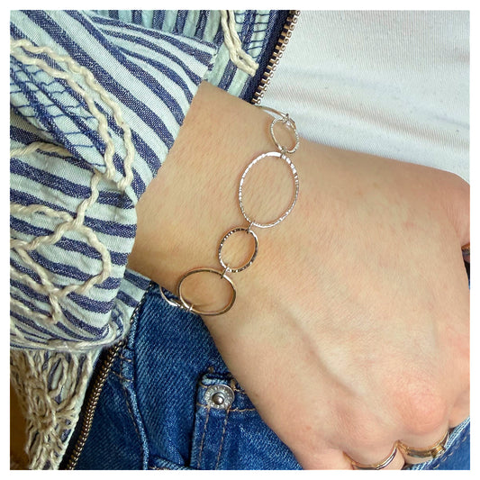 Sterling Silver Hammered Oval Link Chain Bracelet.