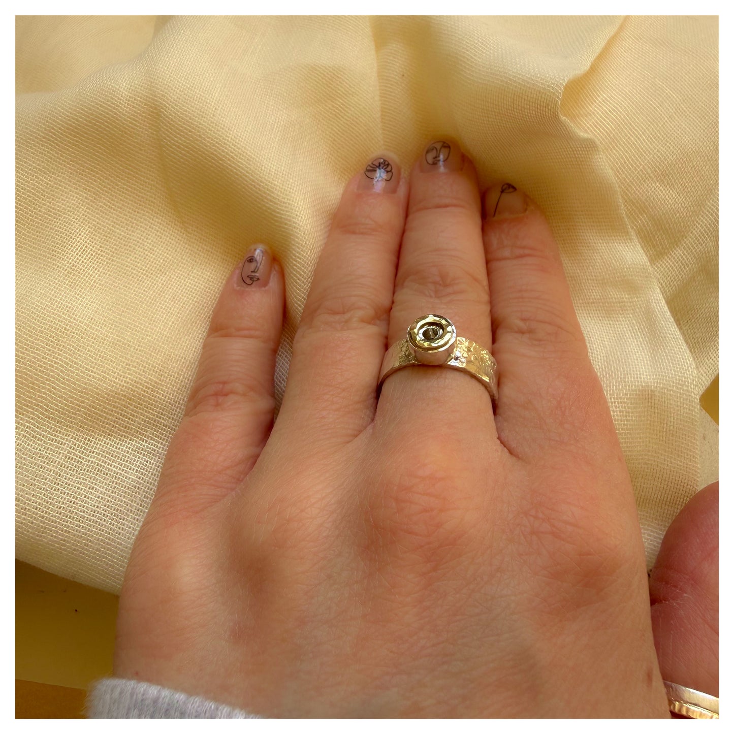 9ct Yellow Gold and Sterling Silver Textured Donut Ring (1)
