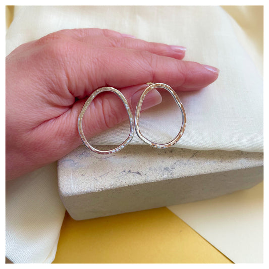 Sterling Silver Large Hammered Organic Pebble Stud earrings. (2)