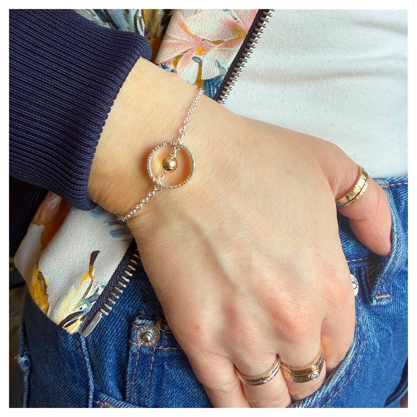 Sterling Silver and 9ct Yelllow Gold Bead Mini Circle Bracelet.