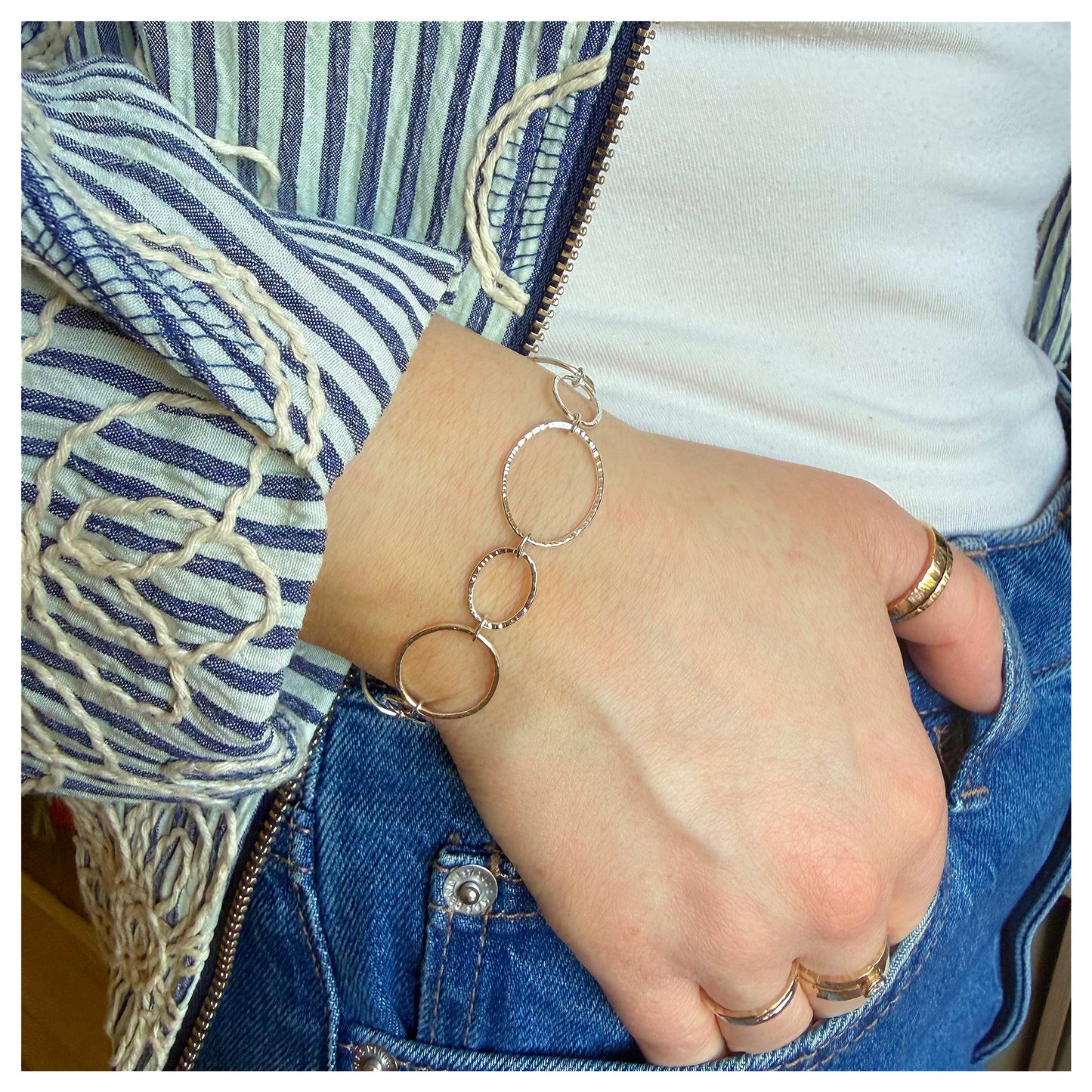 Sterling Silver Hammered Oval Link Chain Bracelet.