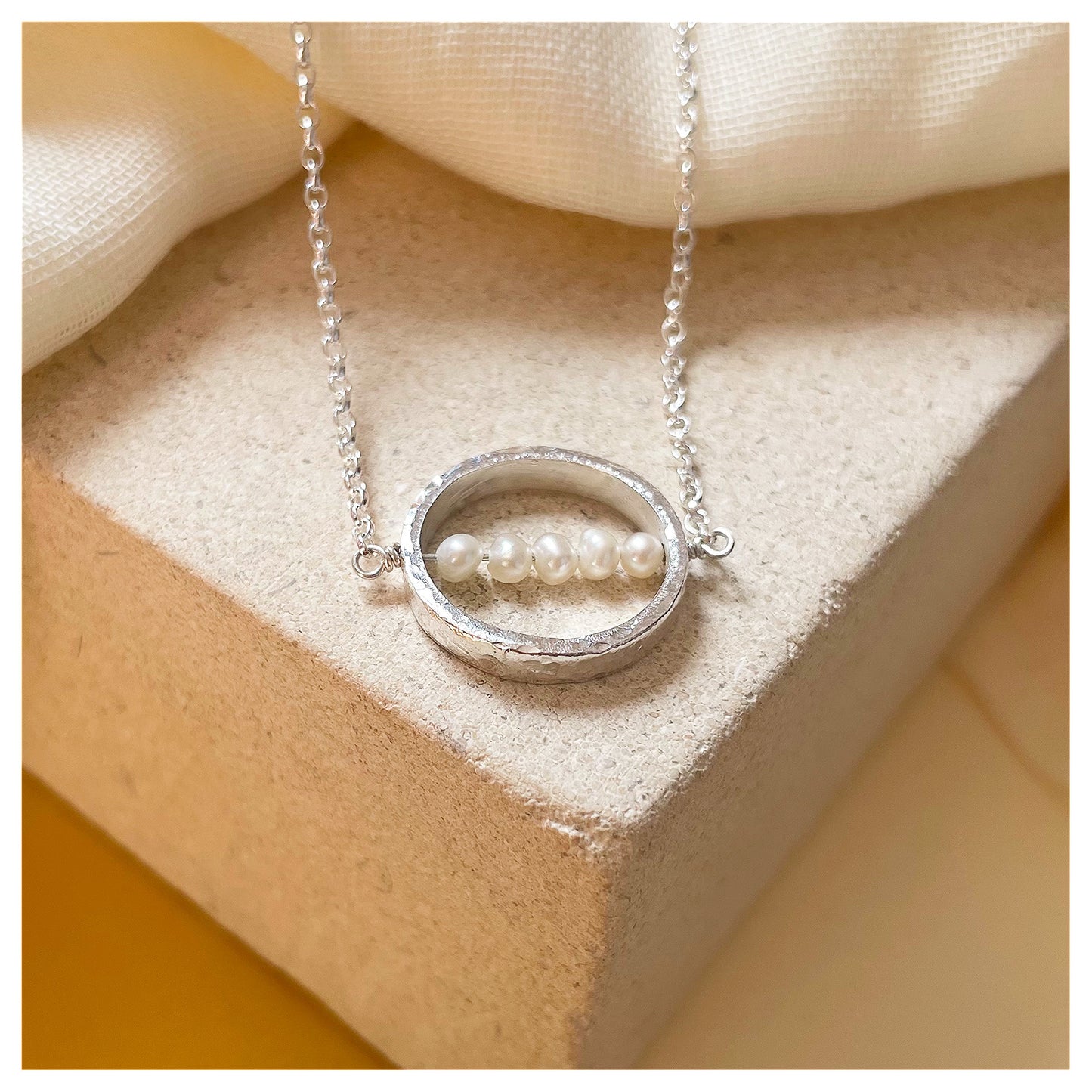 Sterling Silver Textured Circle Bar Pendant Necklace with Freshwater Pearls (2)