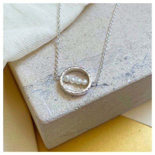 Sterling Silver Textured Circle Bar Pendant Necklace with Freshwater Pearls